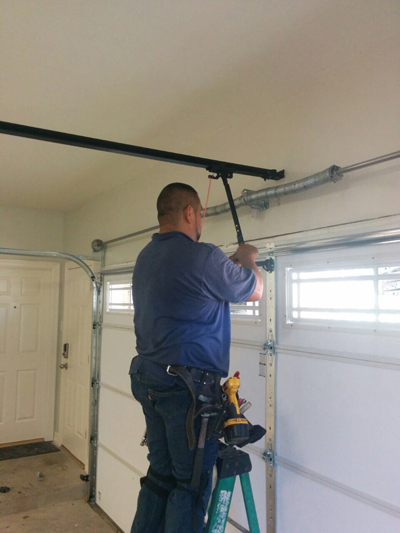 Garage Door Emergency Services in Des Moines